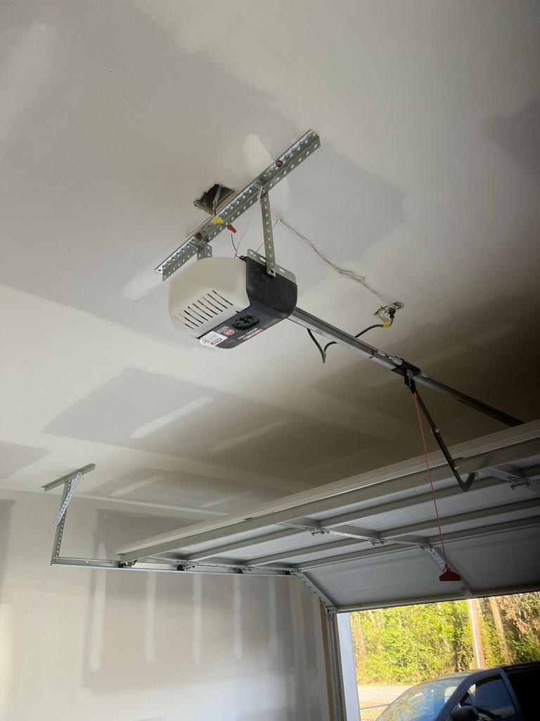 garage door repair in Greenville, SC